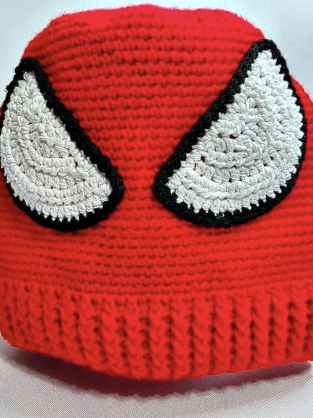 Spider Web Beanie in Red & White-Size L